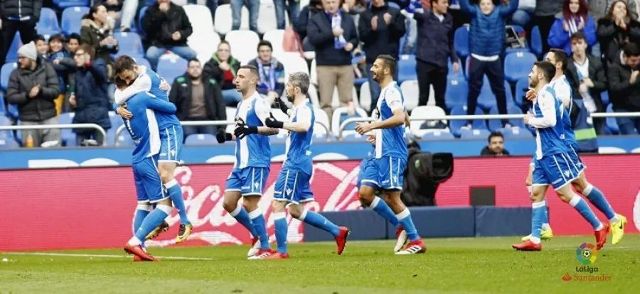  埃弗顿最后时刻绝平保级成功  