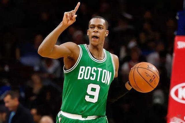  吹杨50分对飙东契奇，老鹰憾负独行侠  